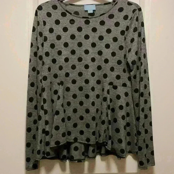 CeCe Tops - Black and gray top